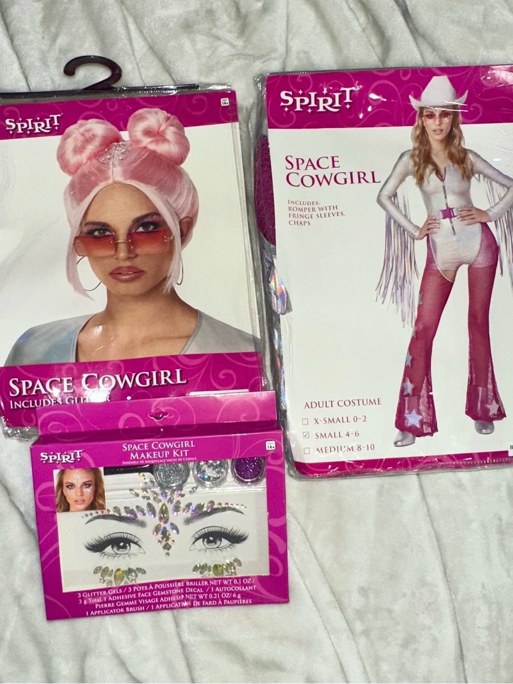 Spirit Halloween Space CowgirKitcostume Bundle Size Small 4-6 + Wig & Makeup Kit